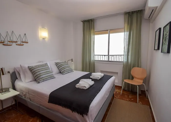 Ref 236 Fuengirola